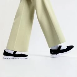 Schuhgeschäft -Schuhgeschäft 26861656 02